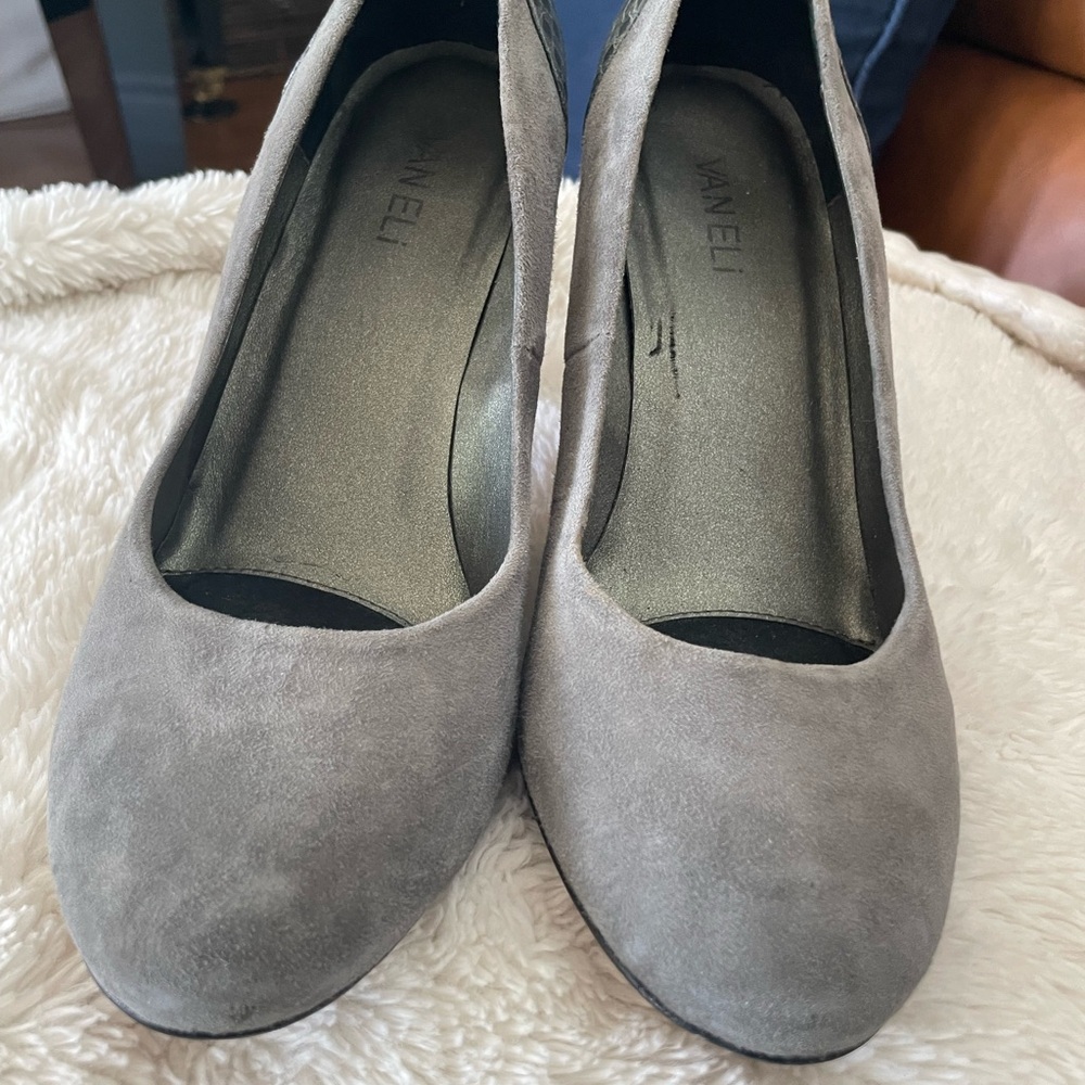 Vaneli Women's Elegant Gray Suede Heels